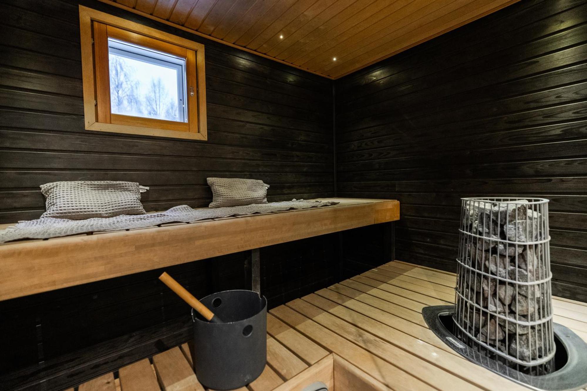 Villa Nightsky -Private Location, Sauna And Jacuzzi Rovaniemi Ngoại thất bức ảnh